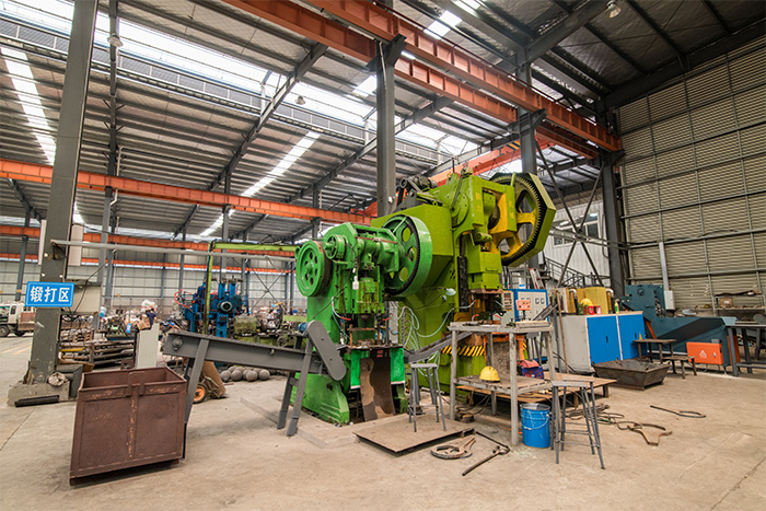 吕梁网架配件-锥头加工车间